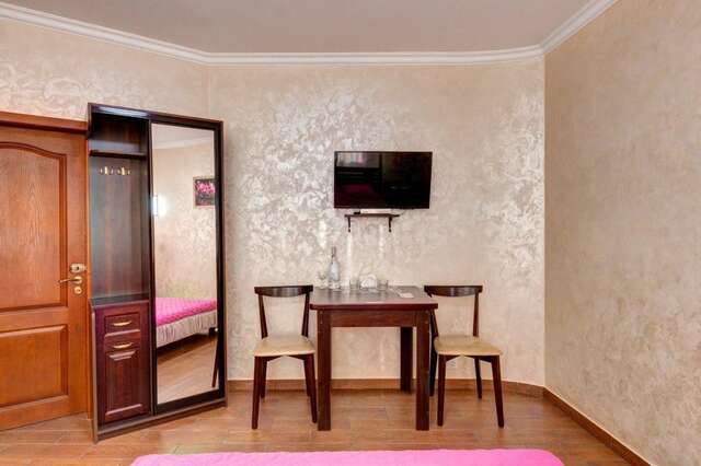 Отели эконом-класса Лика Отель Киев-9