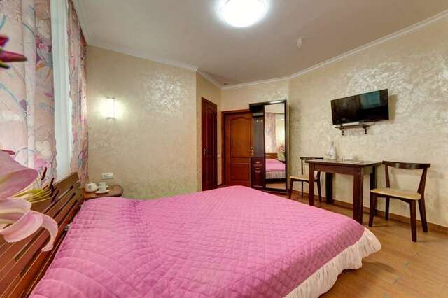 Отели эконом-класса Лика Отель Киев-10